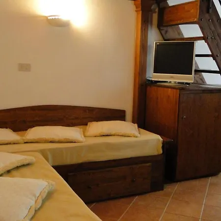 Romantic Venetian Atmosphere البندقية