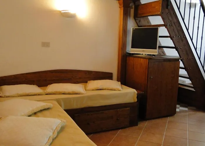 Romantic Venetian Atmosphere البندقية